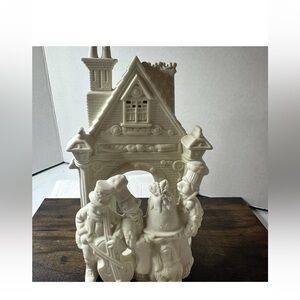 PartyLite Village Bakery Carolers White Cream Porcelain Tea light Candle Holder